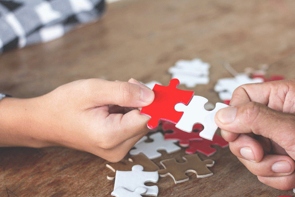 16 فیلم برتر دلهره آور و اکشن عاشقانه جدید خارجی که نباید از دست بدهید!